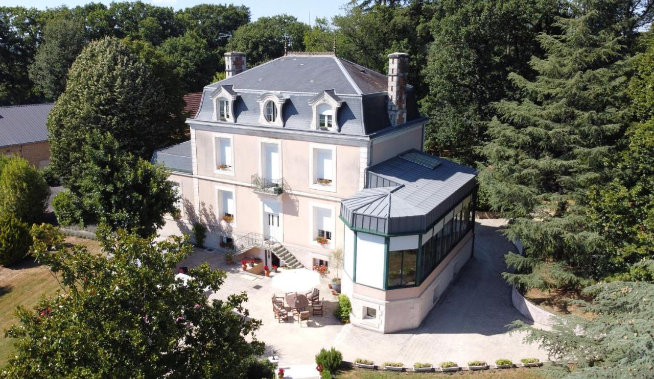 La Maison Ribotteau L'Isle-Jourdain  Dış mekan fotoğraf