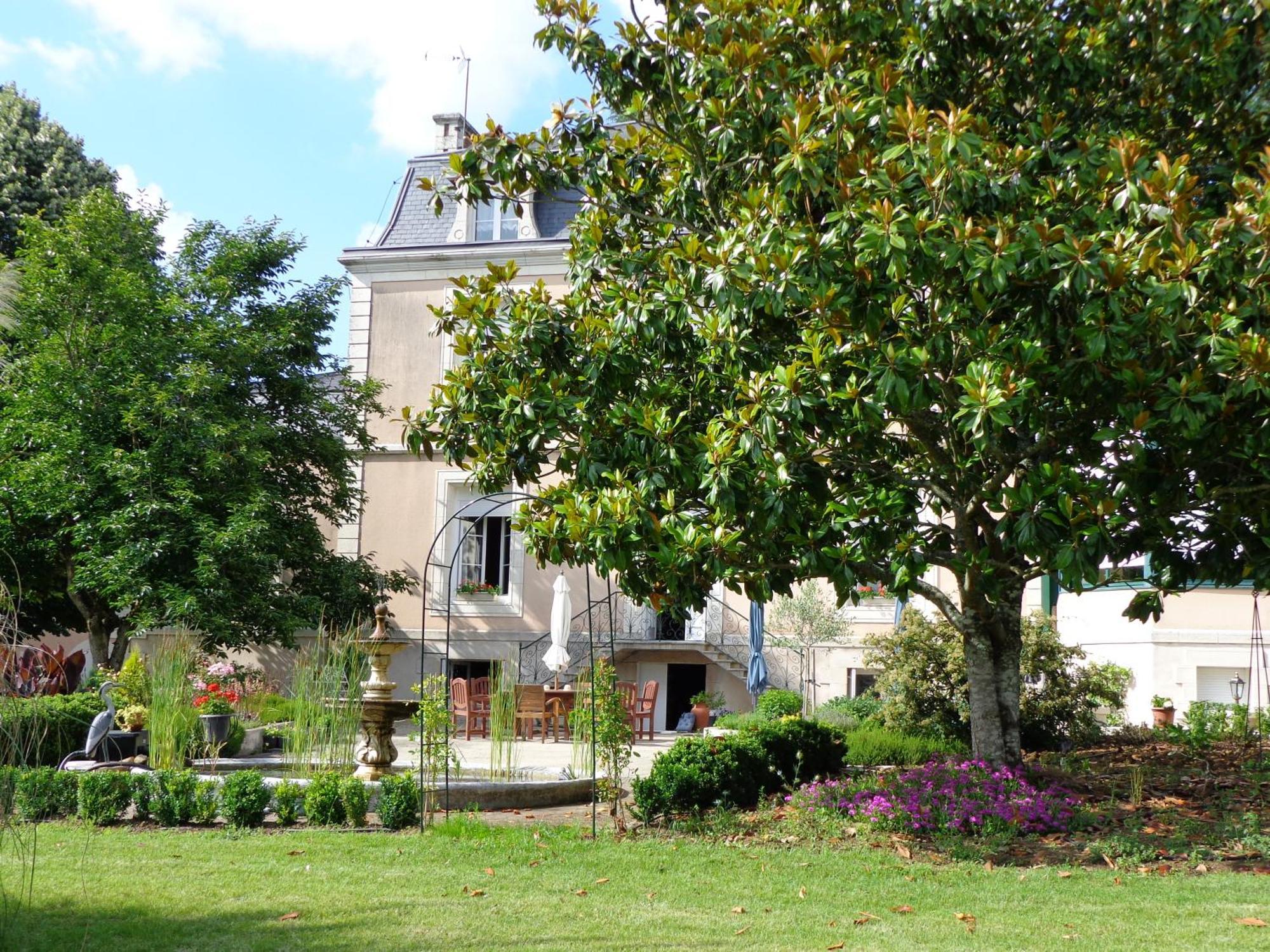 La Maison Ribotteau L'Isle-Jourdain  Dış mekan fotoğraf